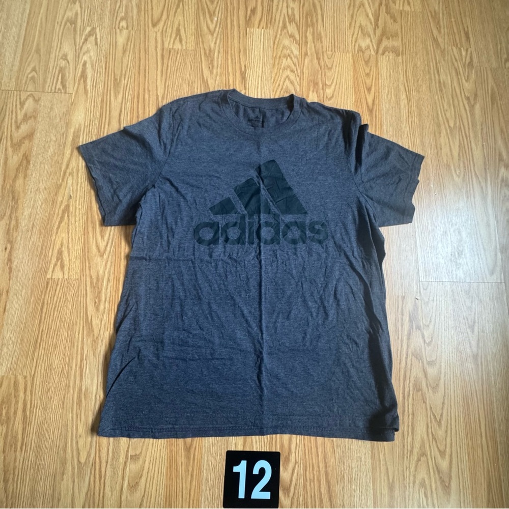 Adidas Men's Gray T-Shirt XL